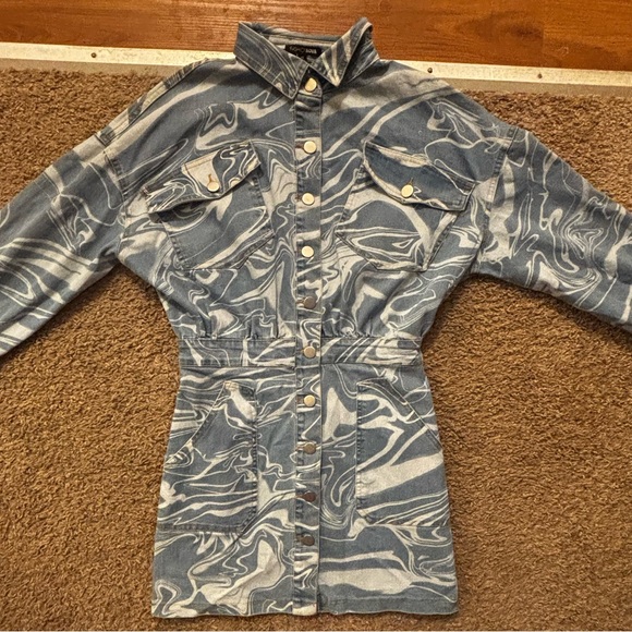 NWT Fashion Nova Dreamy Denim Looks Dress XS Full button down Pockets Brand new - Picture 8 of 16